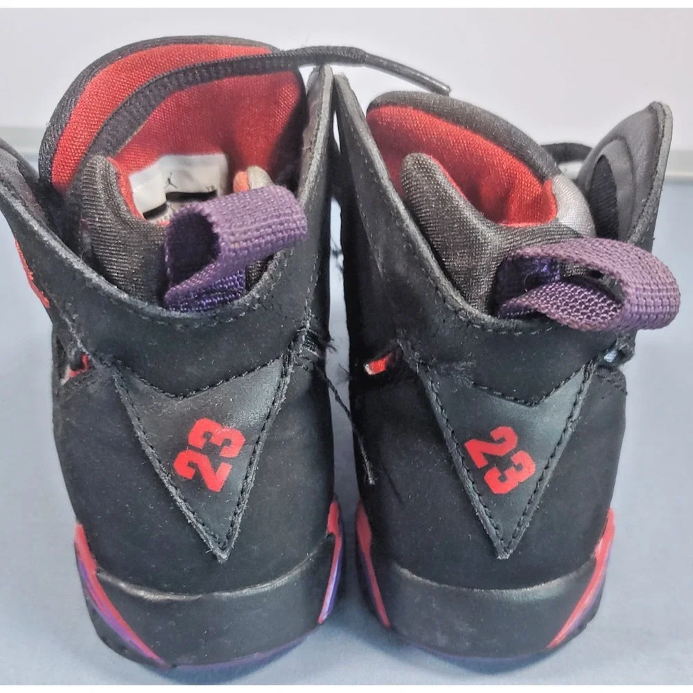 Nike Air Jordan 7 Retro GS Raptors 2012 Kids Size 12C Black Purple 304774-018